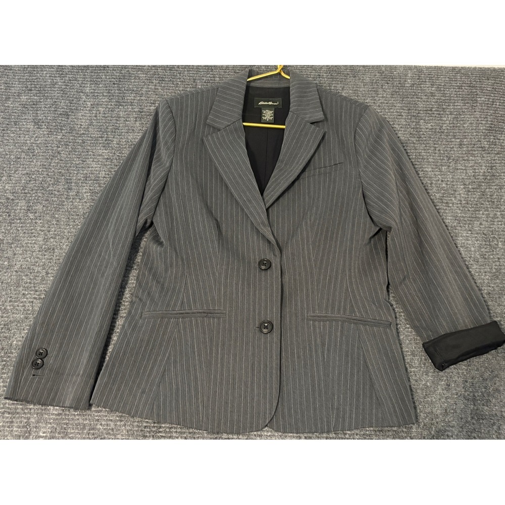 Eddie Bauer Women Gray Pinstripe Pant Suit Set 2 Piece Size 8P Blazer Pants
